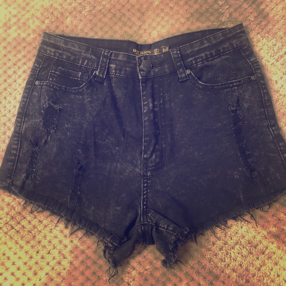 Black distressed jean shorts